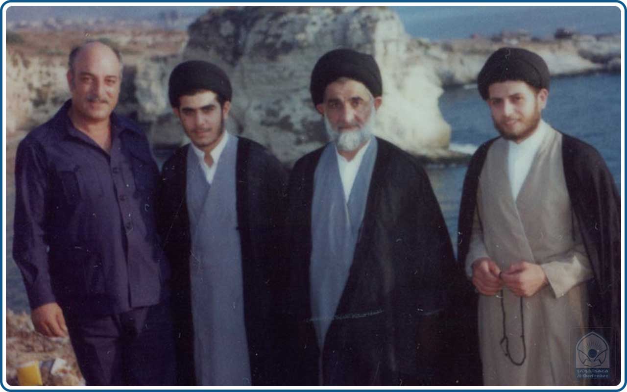السيد جمال الدين الخوئي وأخوه السيد عبد المجيد الخوئي